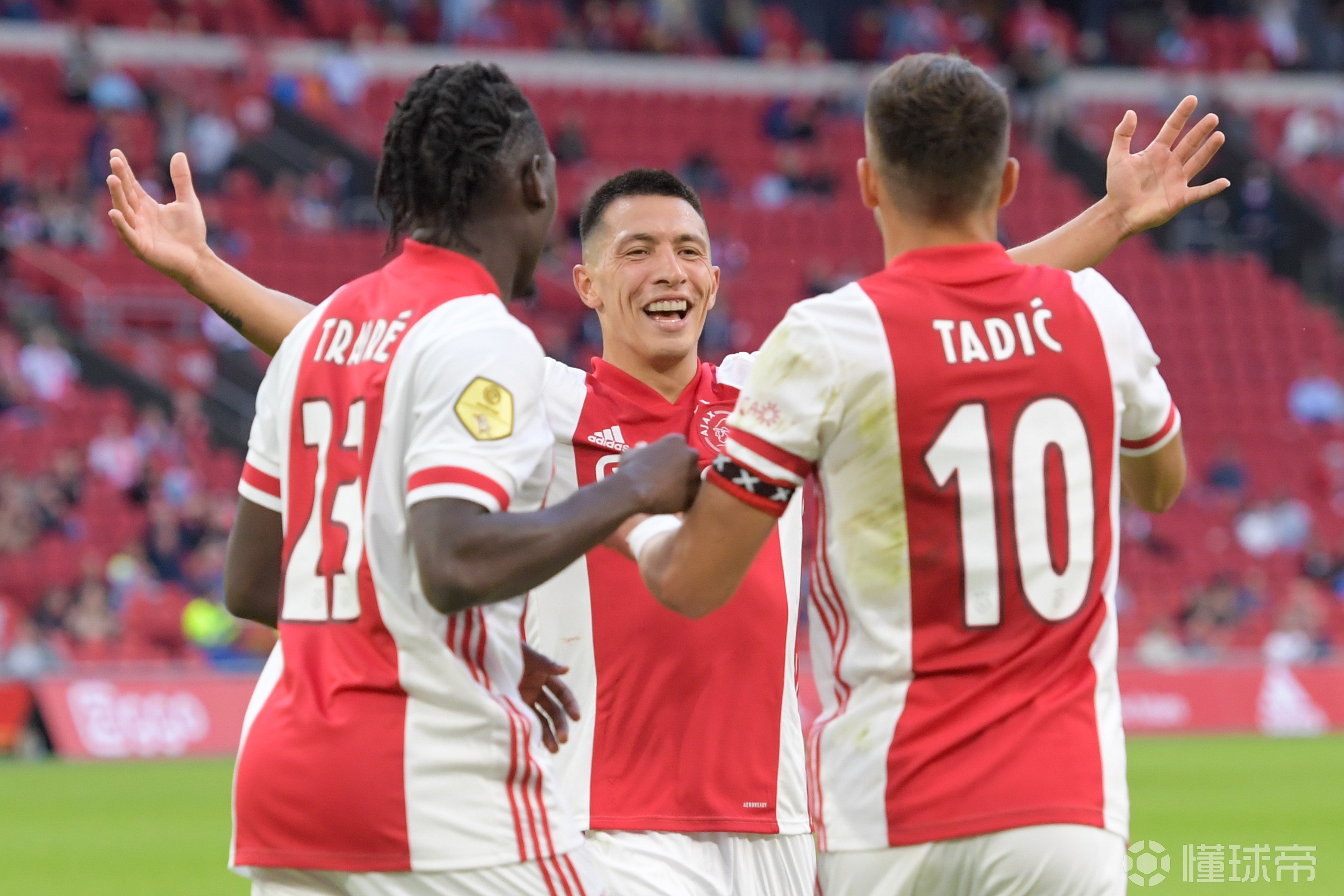 小卢卡斯绝杀阿贾克斯