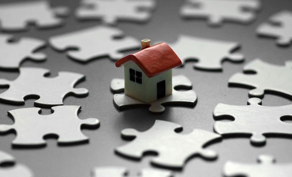 包含风云突变里昂今晨再遭质疑，社区盾版图或变，压力陡增，控场能力受关注的词条