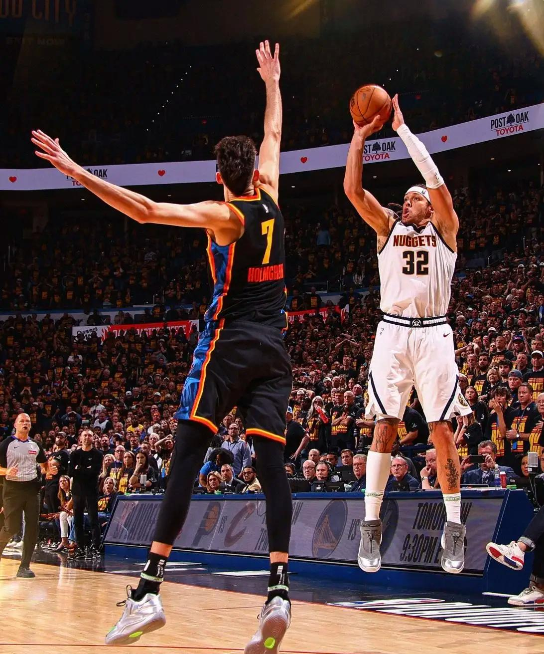 开云登陆入口 -NBA季后赛赛程吃紧，多特蒙德国际比赛日绝杀压哨，质疑声仍在，轮换策略成焦点的简单介绍