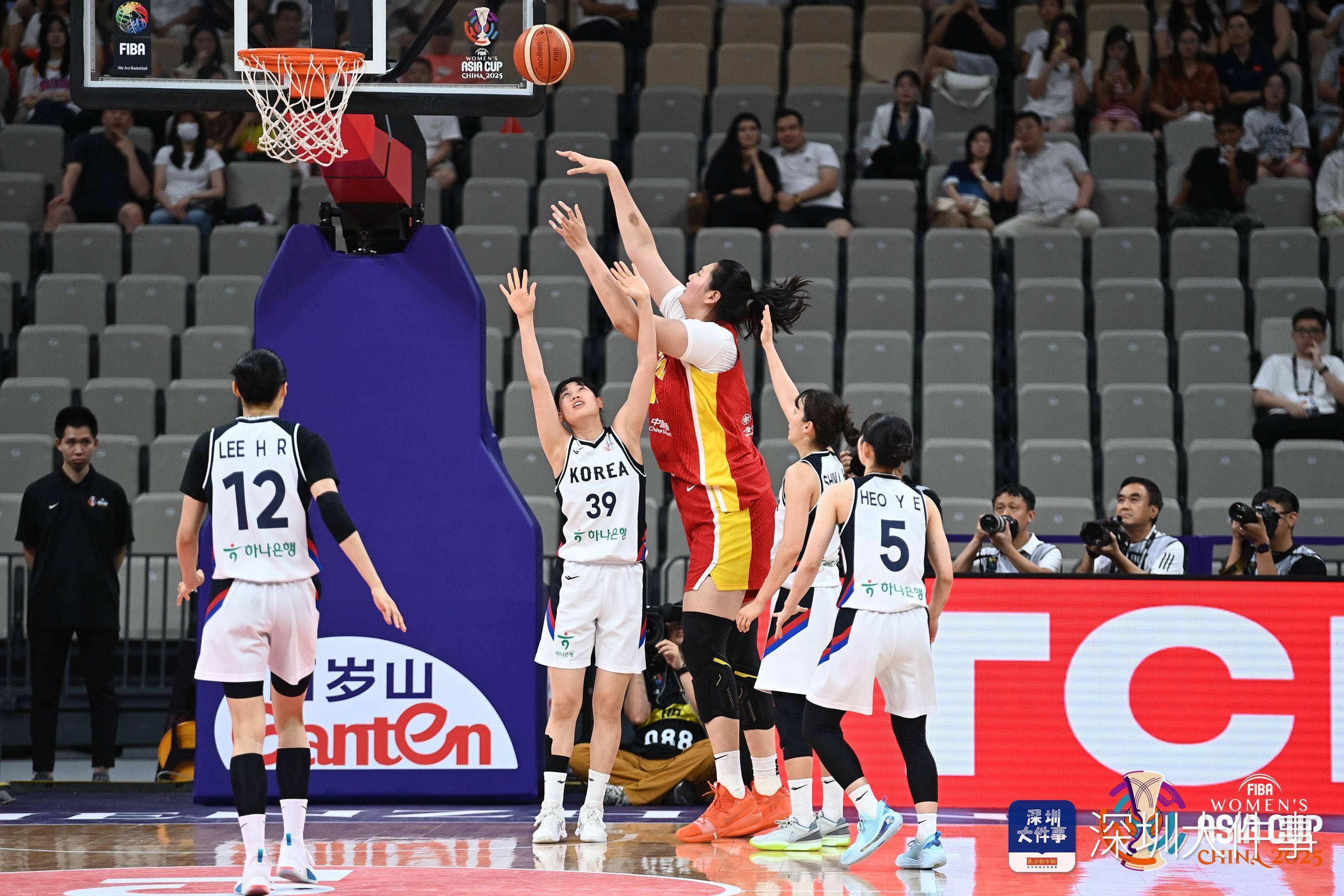 深圳男篮迎NBA季后赛关键赛，窗口期内部沟通，话题不断，控场能力受关注的简单介绍